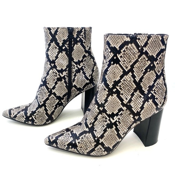 Jeffrey Campbell Women’s Snake Print Raven Pointed Toe Ankle Boots - Picture 7 of 16